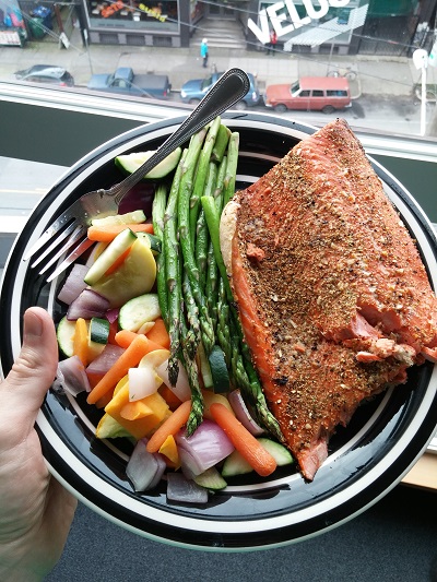 salmonasparagusveggies